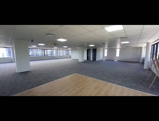 781M² OFFICE TO LET IN WOODMEAD